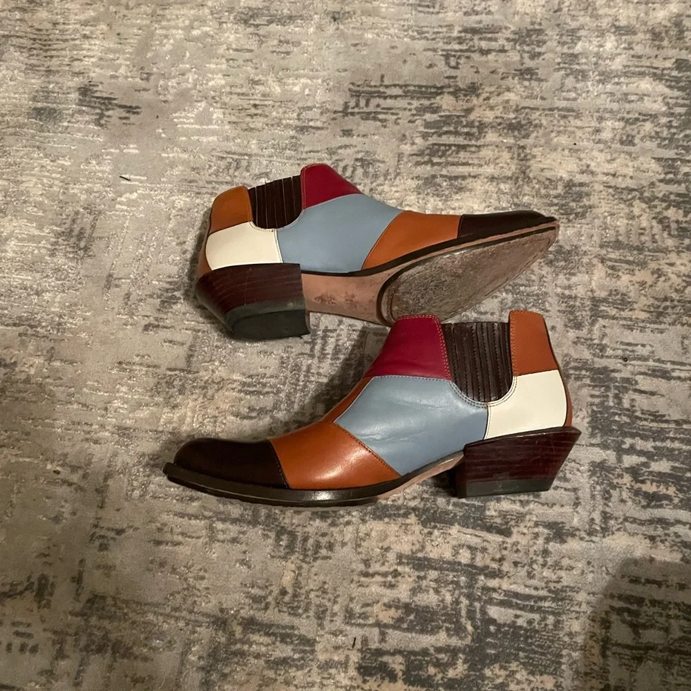 Coach multicolor patchwork booties. Size 6 1/2. - Picture 4 of 6